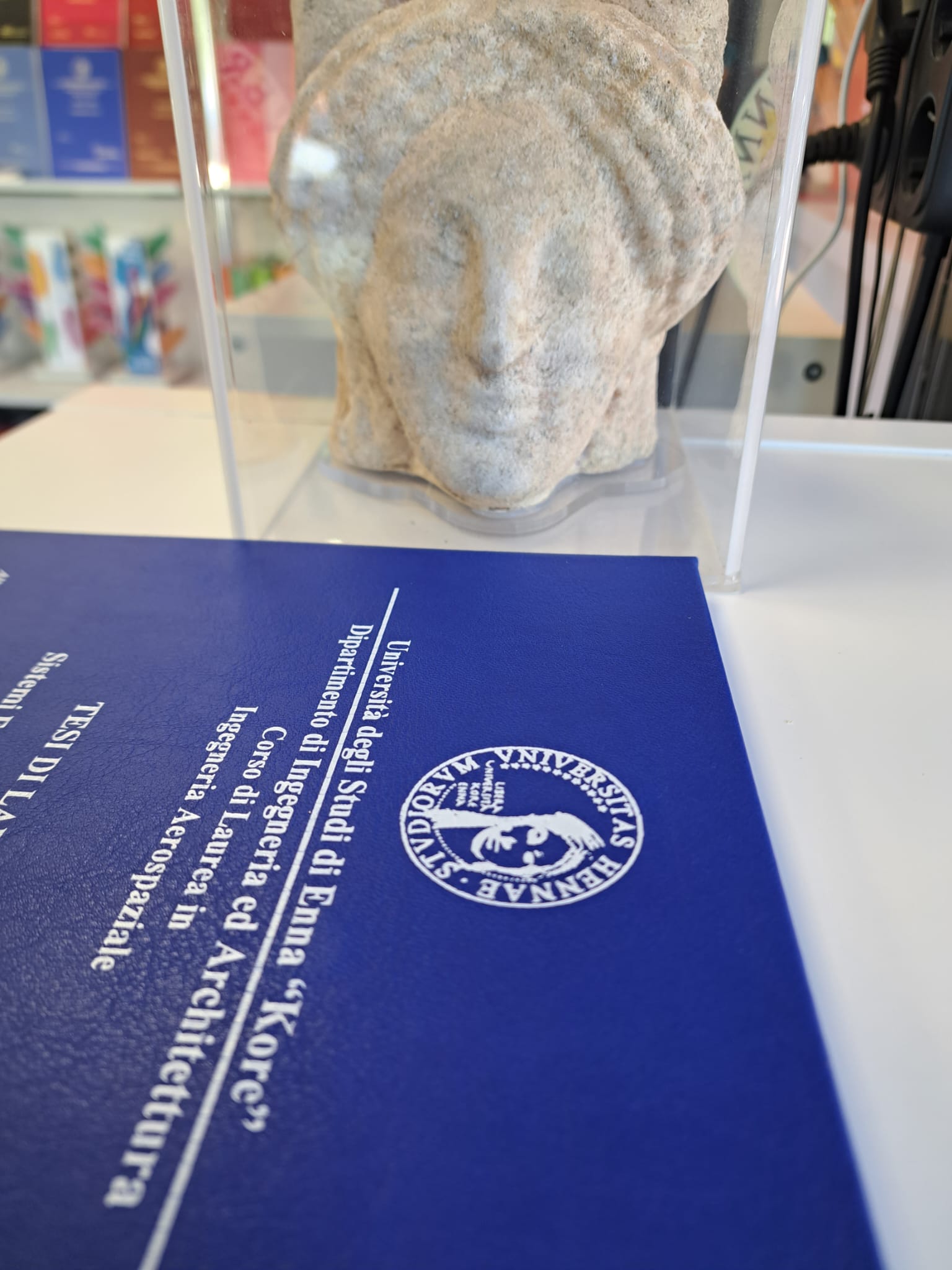 Processo di rilegatura professionale e personalizzazione su misura
